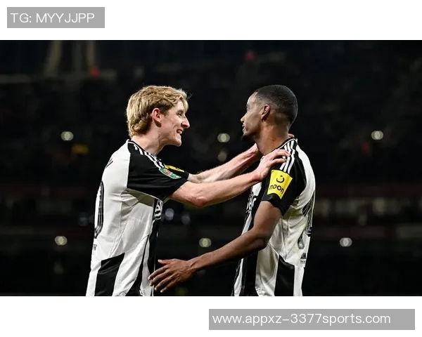 伊萨克伤后积极发声期待复出为球队贡献力量 伊萨克伤后积极发声期待复出为球队贡献力量