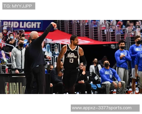 快船训练营第二天精彩瞬间哈登博格丹欢笑小卡保罗同框引关注