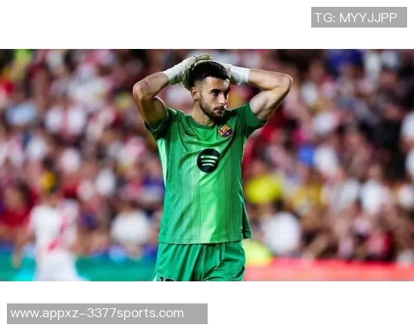 亚马尔尽管耻骨伤病未愈仍坚持训练展现顽强斗志 亚马尔尽管耻骨伤病未愈仍坚持训练展现顽强斗志