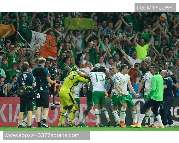 阿贾克斯主场战胜费耶诺德克拉森莫吉奥双双进球助力胜利 阿贾克斯主场战胜费耶诺德克拉森莫吉奥双双进球助力胜利